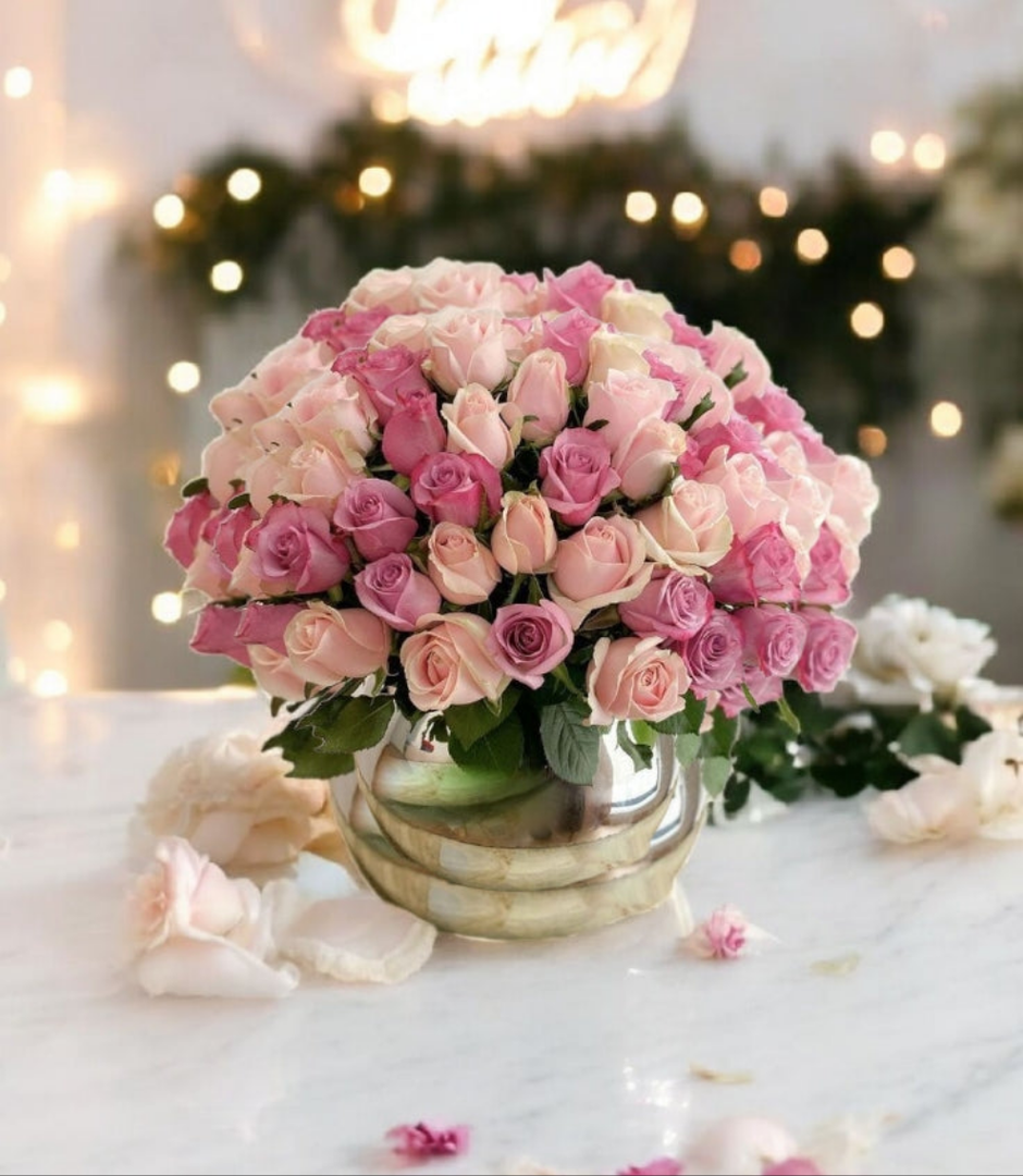 Arreglo Dúo de Ensueño – 100 Rosas Moradas y Rosas Rositas en Bowl