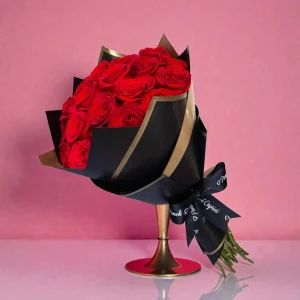 Ramo de 24 rosas rojas en Guadalajara con papel coreano y diseño elegante