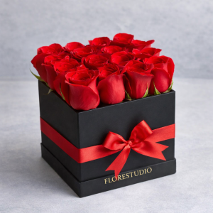 Caja de 15 Rosas Rojas – Pasión Elegante